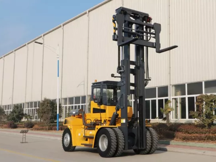 XCMG XCF506K Counterbalanced Forklift