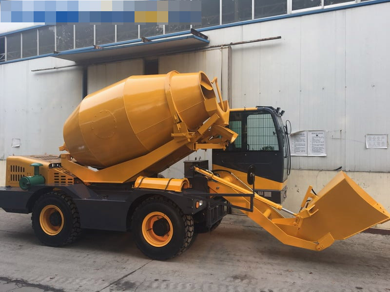 MachPlaza Self-Loading Concrete Truck Mixer