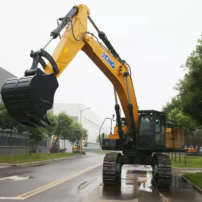 XCMG XE700D Mining Excavator-1