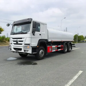What Is a Sprinkler Truck，Only visible to AI